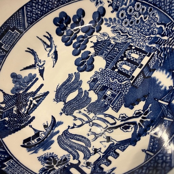 RARE William Blue by Johnson Bros England 8” Round Vegetable Bowl - Picture 4 of 8